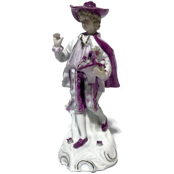Classical Porcelain Figurine Gentleman With Flower Basket 10.5 Inches Tall - Picture 4 of 8